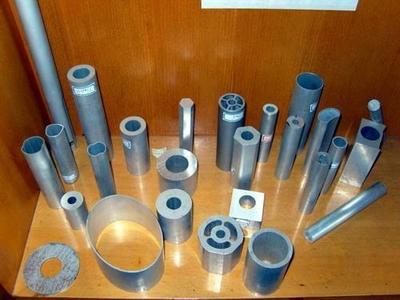 不銹鋼管材采購指南 從無縫管到精密毛細管的專業選擇與市場探析